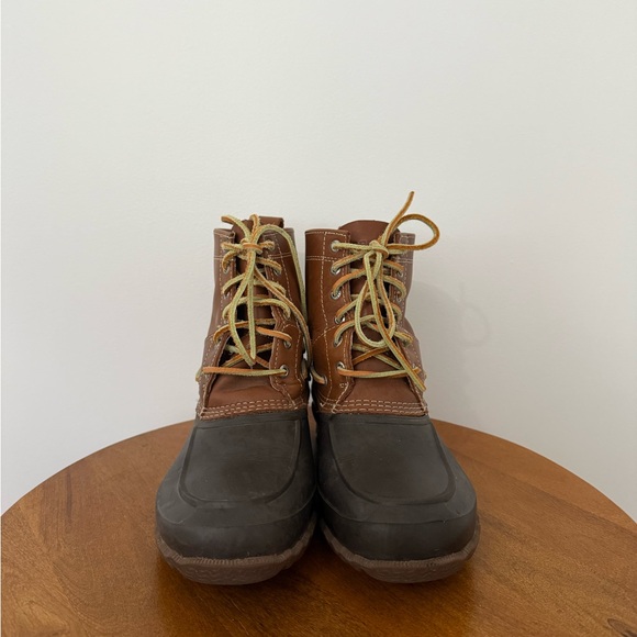 Men's Sperry Duck Boots, Size 9 - Picture 2 of 6